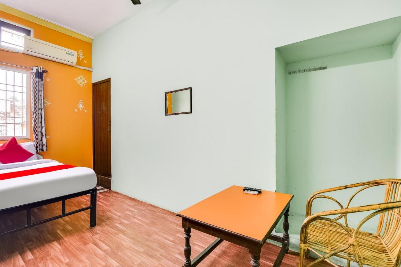 Oyo 62555 Victoria'S Heritage Hotel Pondicherry Bagian luar foto