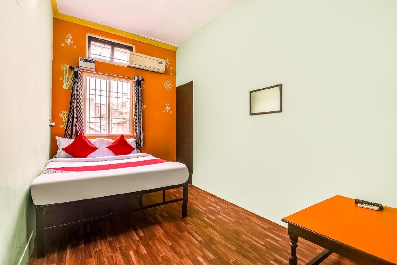 Oyo 62555 Victoria'S Heritage Hotel Pondicherry Bagian luar foto